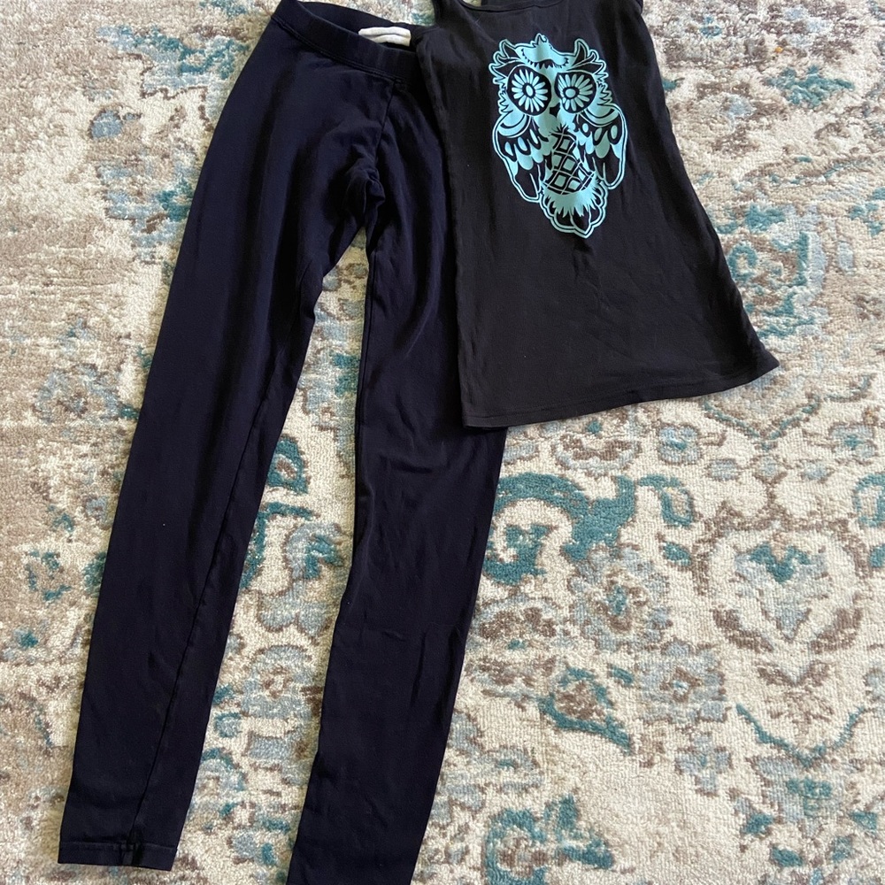 Leggings and tank top
